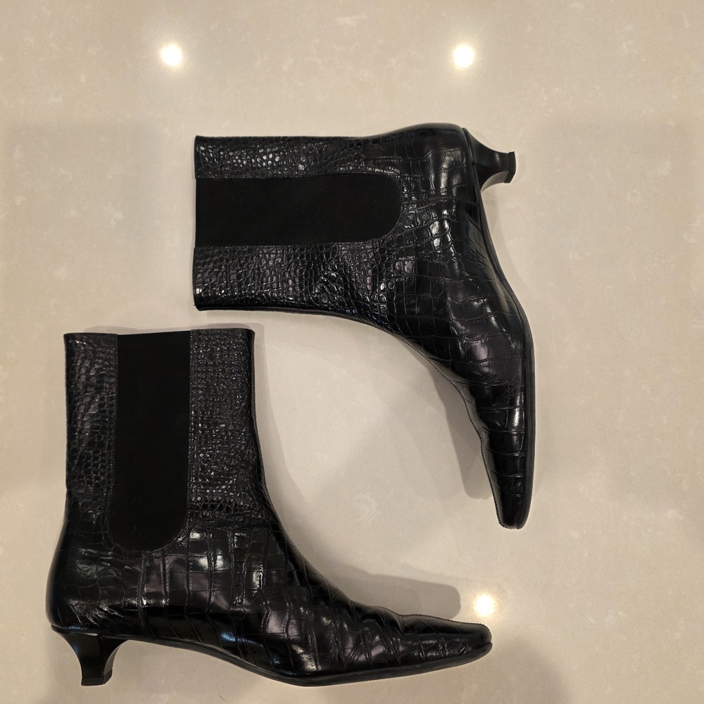 💯 Authentic Salvatore Ferragamo Black Crocodile Pattern Oxfords